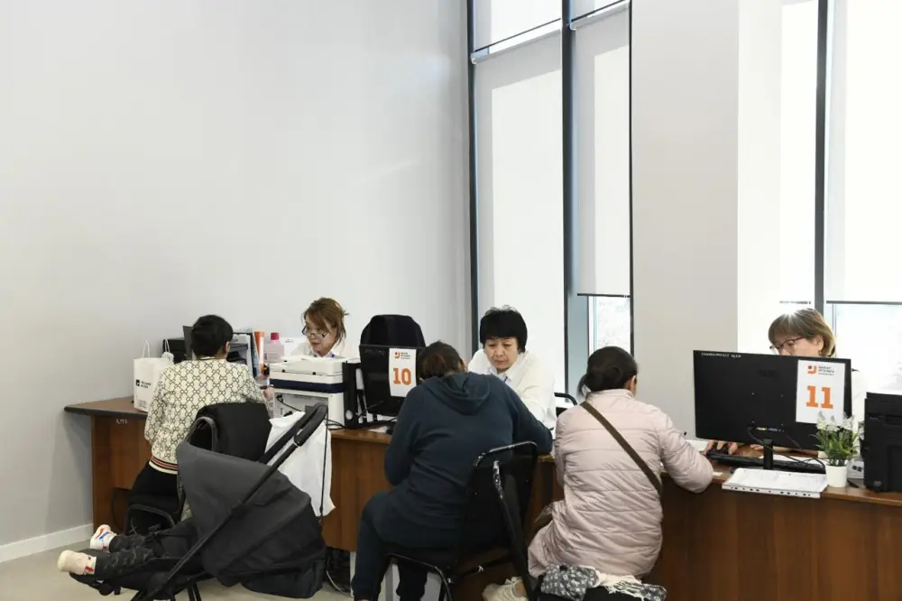 Опыт работы Карьерного центра столицы намерены применять в Кыргызстане (8)