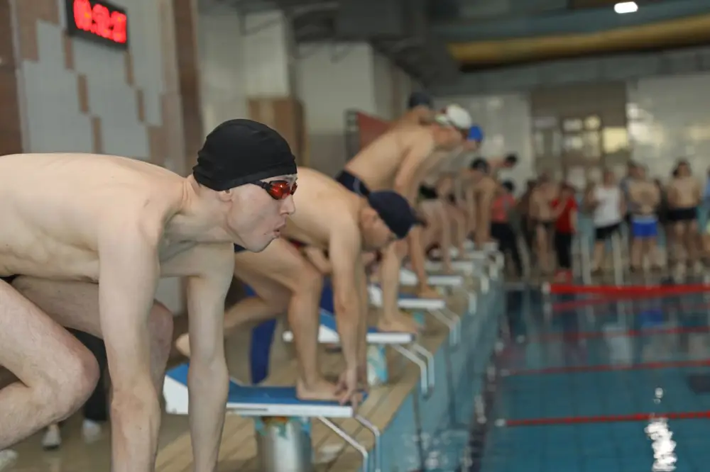 На победной волне: в Астане назвали сильнейших пловцов-военнослужащих (4)