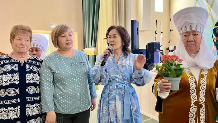 «Жүрек жылуы»: столичные пенсионеры организовали благотворительный концерт (3)