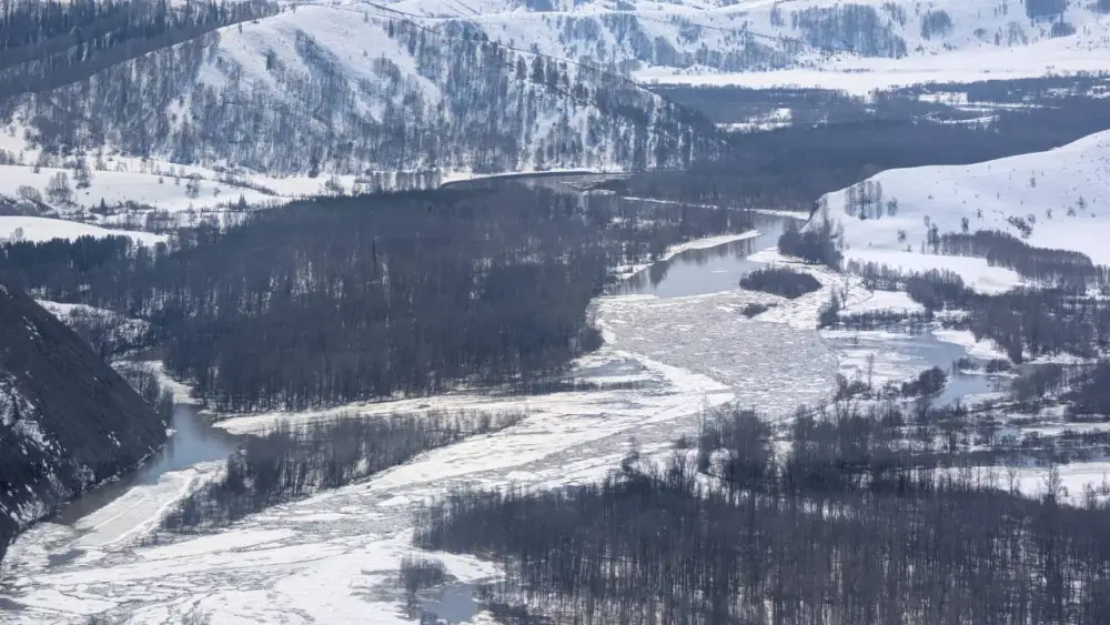 Авиаконтроль с воздуха: техника при авиаподразделении акимата помогает держать паводки под контролем в ВКО (5)