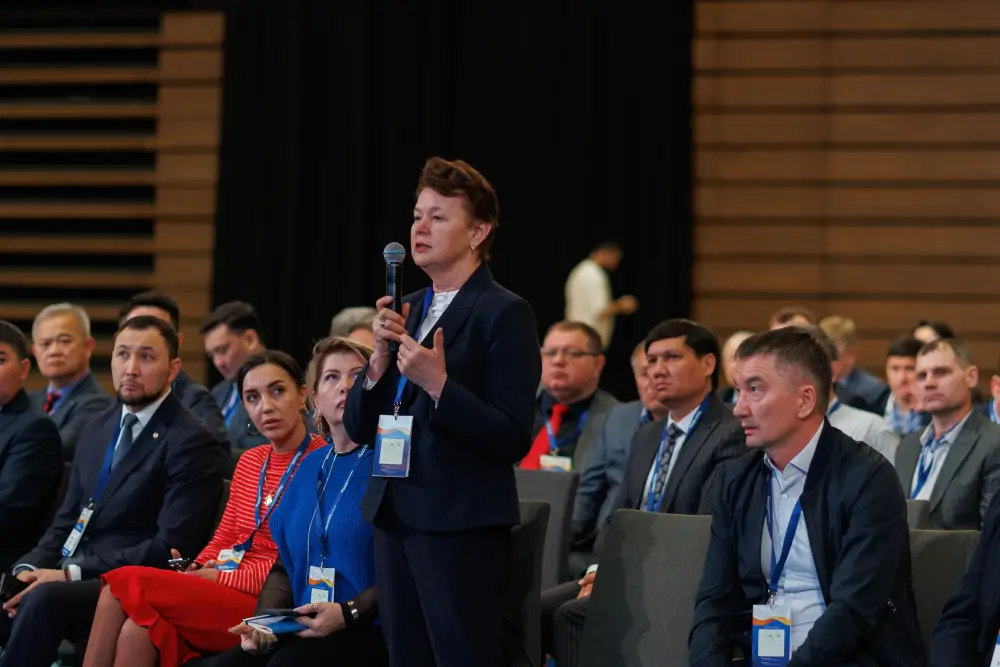 В Астане начал свою работу XIII Форум машиностроителей Казахстана (5)