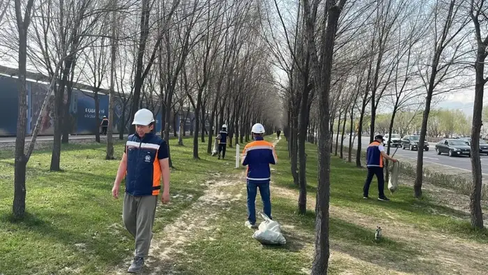 «Таза Қазақстан»: строительные компании Алматы приняли участие в субботнике (6)