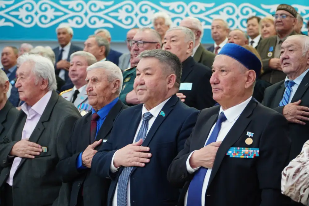 Более 100 делегатов приняли участие в XI конференции совета ветеранов Акмолинской области (3)