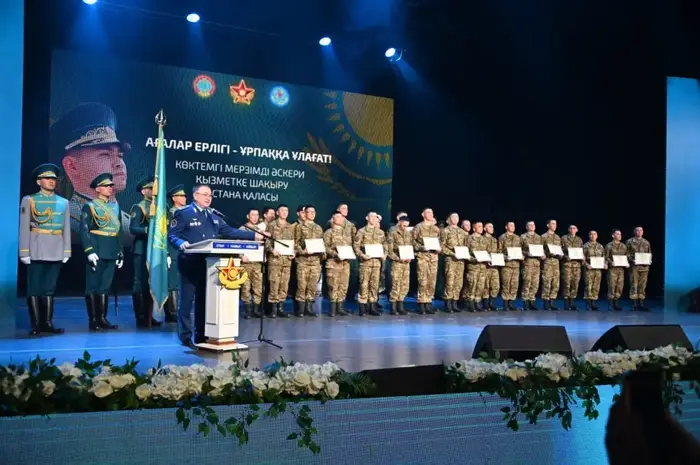 Свыше тысячи казахстанцев получили государственный грант на обучение в вузе по программе «Срочники 2.0» (2)