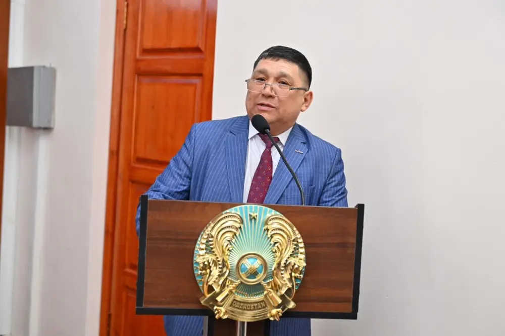 Аким области представил нового акима Бескарагайского района (4)