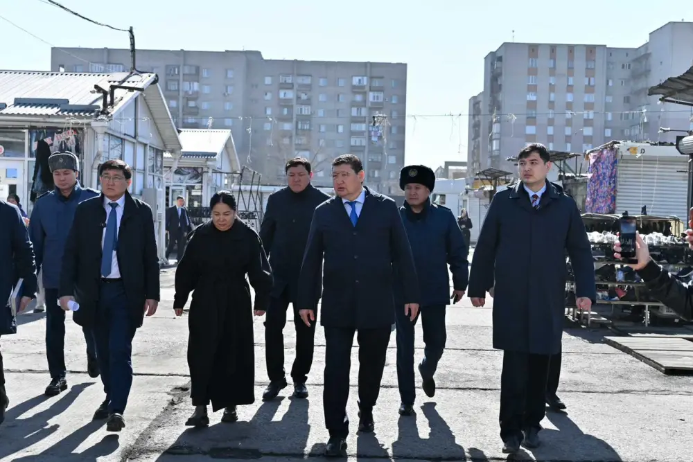 Аким области: «Объекты торговли, обслуживающие население, должны соответствовать современным требованиям» (7)