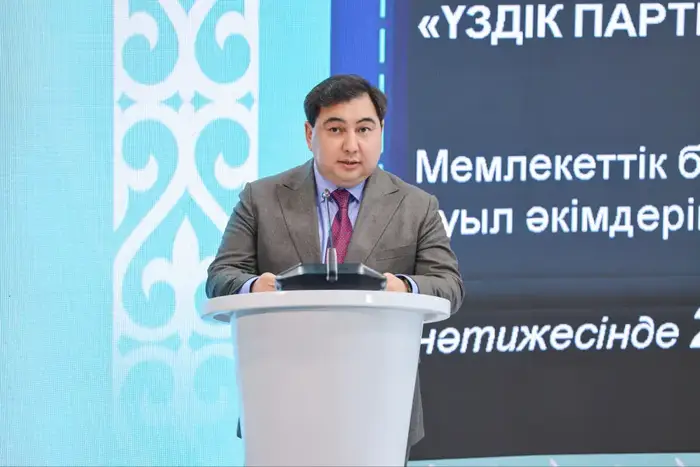 Приоритет - повышение качества кадров в государственном управлении (5)