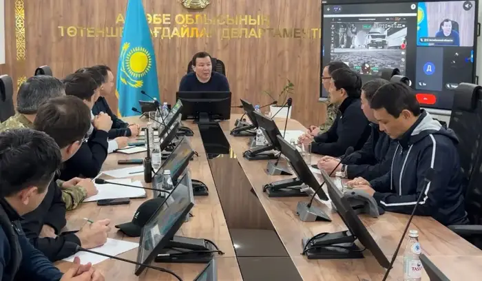Аким области Асхат Шахаров провел экстренное заседание оперативного штаба по ЧС (4)