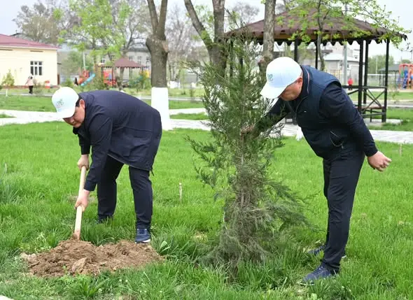 ТУРКЕСТАН: В ЖЕТЫСАЕ В ПРОВЕДЁННОМ МАССОВОМ СУББОТНИКЕ «ТАЛМЕН ТҮЛЕГЕН ТУҒАН ЖЕР» ПРИНЯЛИ УЧАСТИЕ ОКОЛО 2 ТЫСЯЧ ЖИТЕЛЕЙ (2)