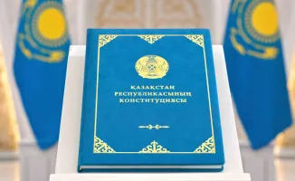 Новая Конституция Казахстана: Президент Токаев установил срок для подготовки основных законов до 1 июля 2026 года