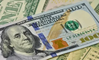 Курс доллара упал на торгах до уровня июня 2024 года, что стало значимым событием для финансового рынка Казахстана. 6 апреля курс доллара на торгах в Казахстане также продемонстрировал снижение, что может повлиять на экономическую ситуацию в стране.