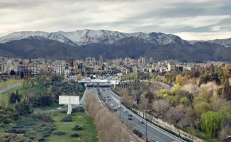 США наносят удары по гражданским объектам в Иране: разрушен мост