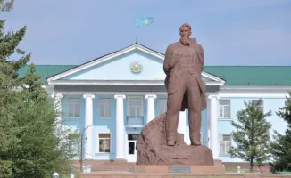 Президент Казахстана Касым-Жомарт Токаев объявил о новом статусе города Курчатова на церемонии награждения ученых в Астане