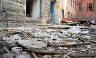 Крыша исчезла: загадка заброшенной больницы в Алматы