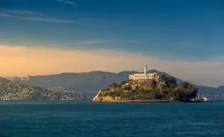 Трамп хочет вернуть Алькатрас: тюрьма за 152 миллиона?