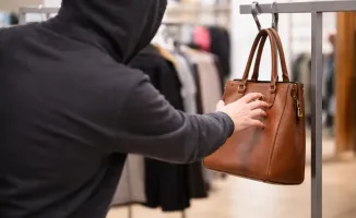 В Актау осуждён за кражу денег из сумки