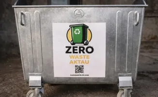 В Актау усиливают заботу о чистоте: новые металлические контейнеры для мусора вызывают положительные отзывы жителей