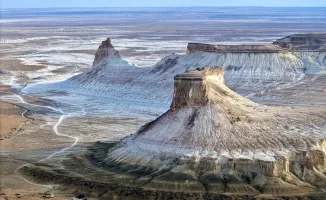 Визит-центр «Бозжыра» откроется раньше срока: новые туристические объекты будут способствовать развитию местного туризма до 2029 года