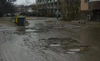 Жители Актау: год борьбы за восстановление асфальта после ремонта КЖСА