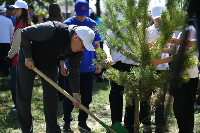 В Алматинской области в рамках акции «Таза Қазақстан» состоялся телемост с участием Президента (5)