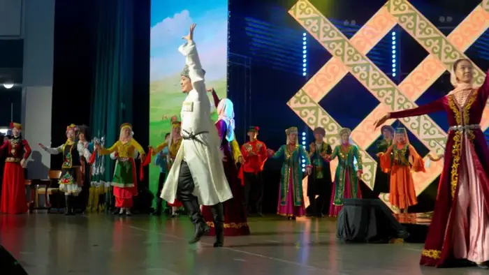 «Закон и порядок»: в Астане прошел республиканский айтыс с участием представителей различных этносов (4)