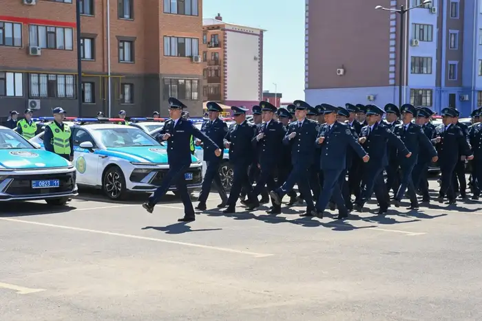 Укрепление общественной безопасности: полиции выдано 100 новых автомобилей (9)