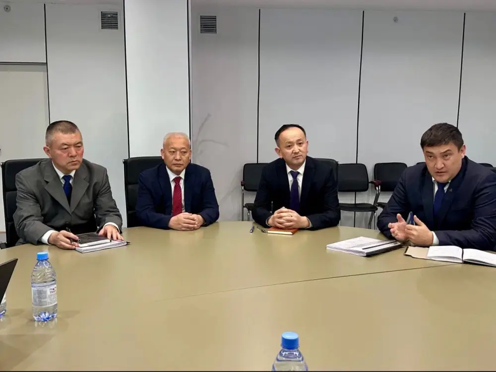 Министр финансов РК провел прием граждан (2)