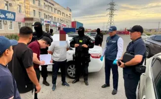 В Актау воришка законов попался в сети: полицейские поймали вымогателя, который пытался выудить деньги из граждан.