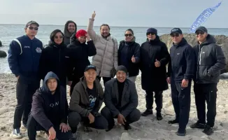Открытие сезона «Моржи» в Актау: совместный заплыв на километр